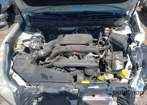 2010 Subaru Outback 2.5I Premium из США, поврежденный, VIN 4S4BRCGC4A3317310